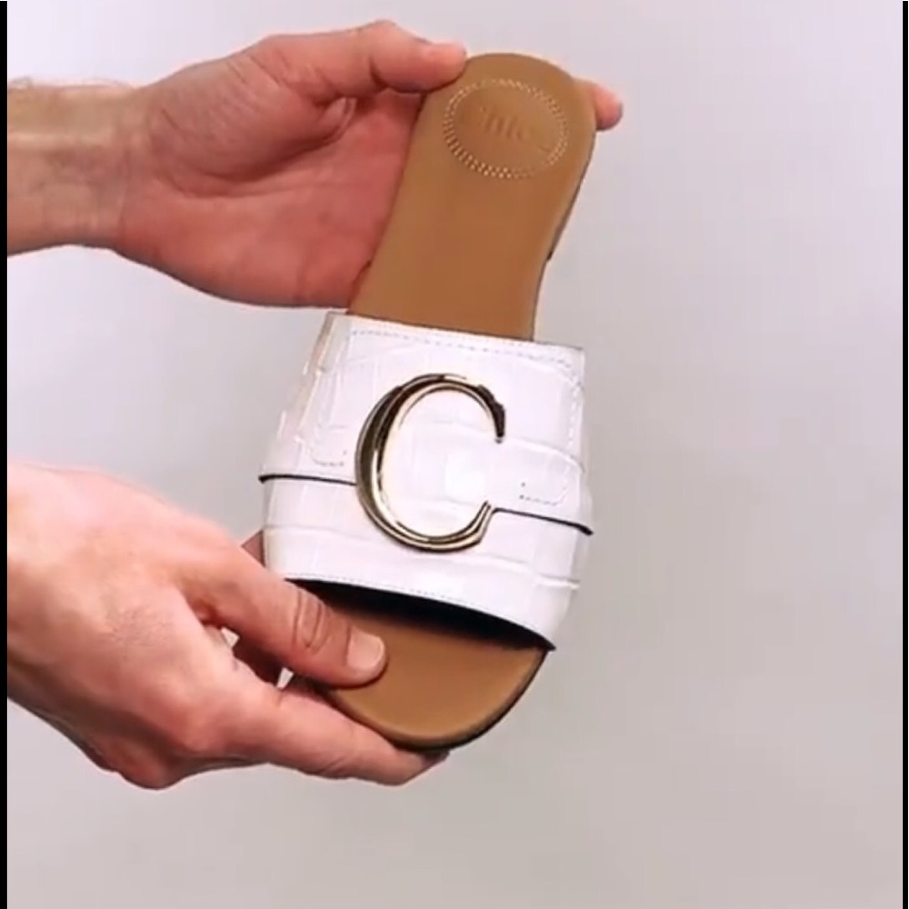 CHLOE NEW COLLECTION White C Flats AUTHENTIC - Picture 2 of 8